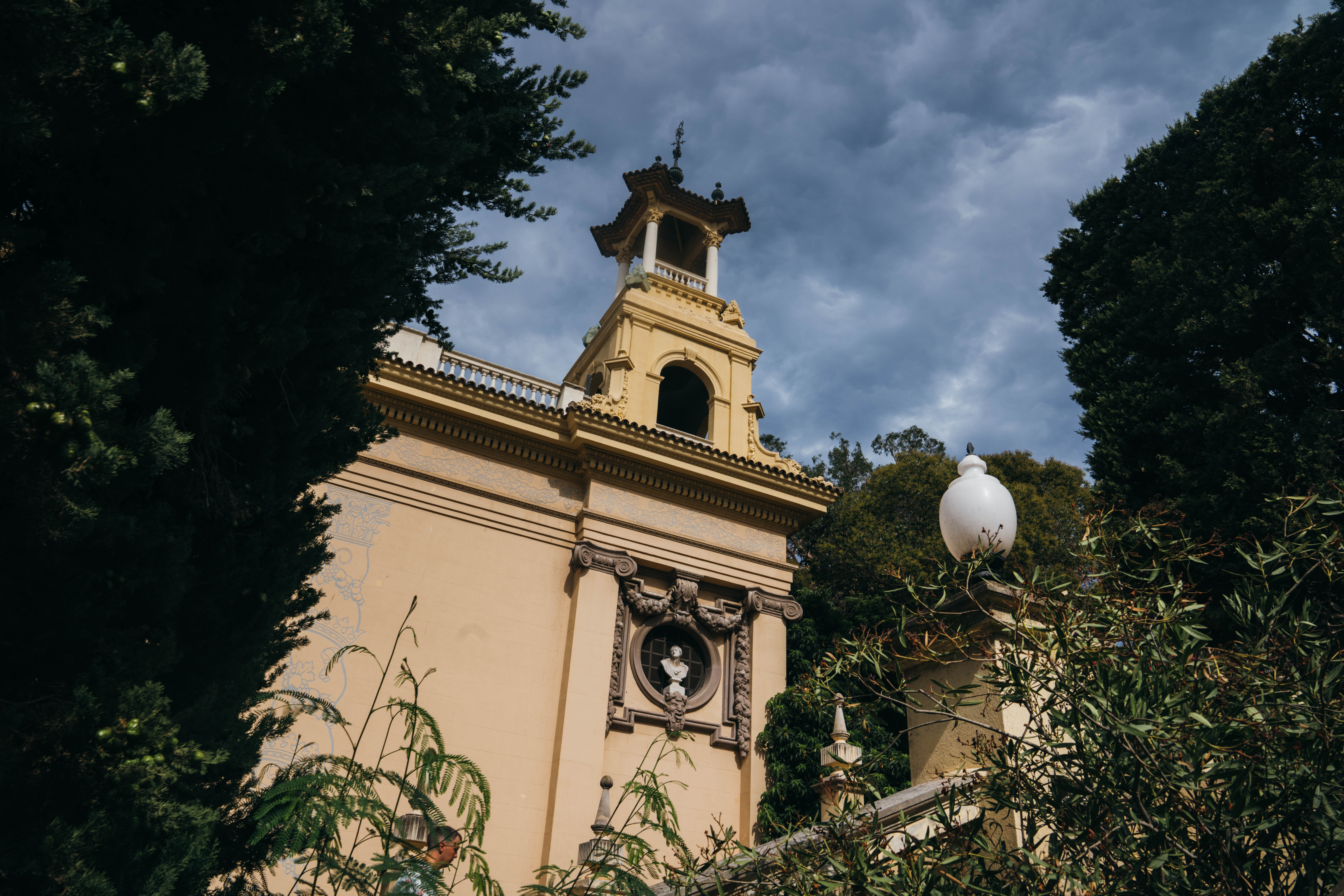 Spain — 09